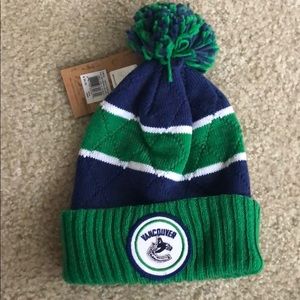 Vancouver Canucks Winter Hat | Poshmark